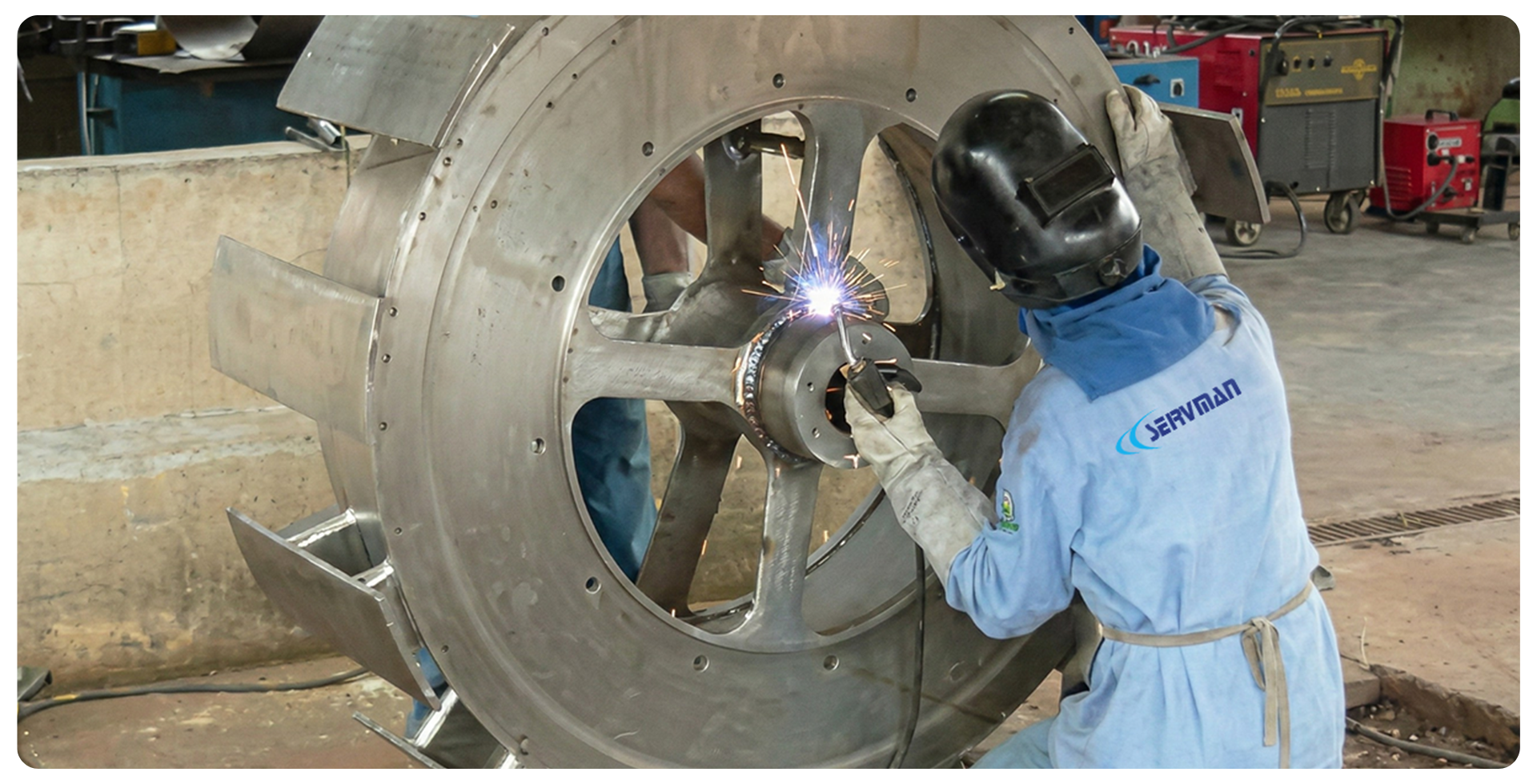 2. Fabricação de Peças Sob Medida COM LOGO